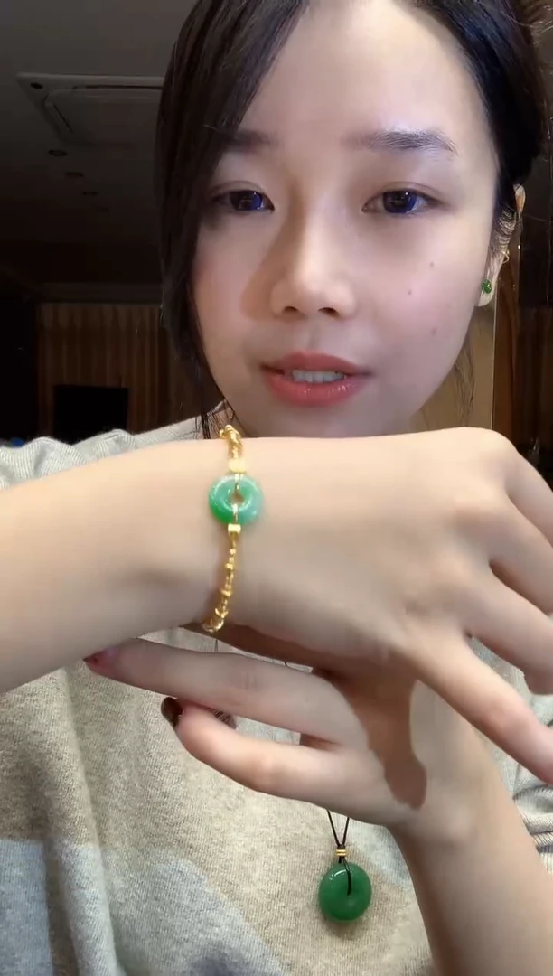18K金镶嵌手链翡翠X多样性发其一