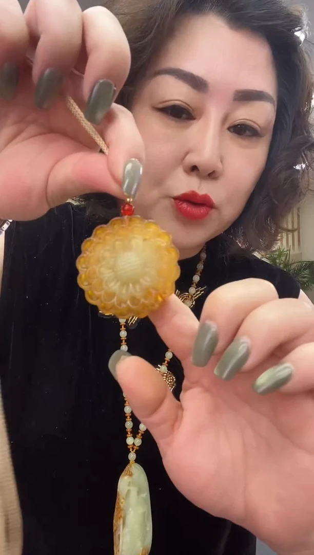 未镶嵌蛇纹石玉吊坠吊坠
