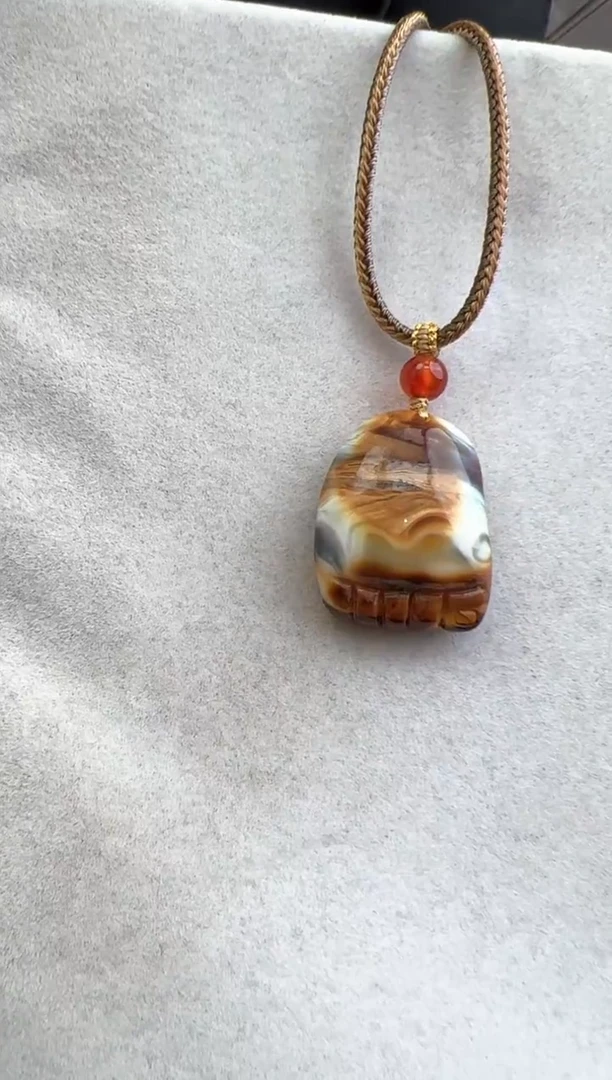 【闪购商品】琥珀裸石未镶嵌10218018-吊坠