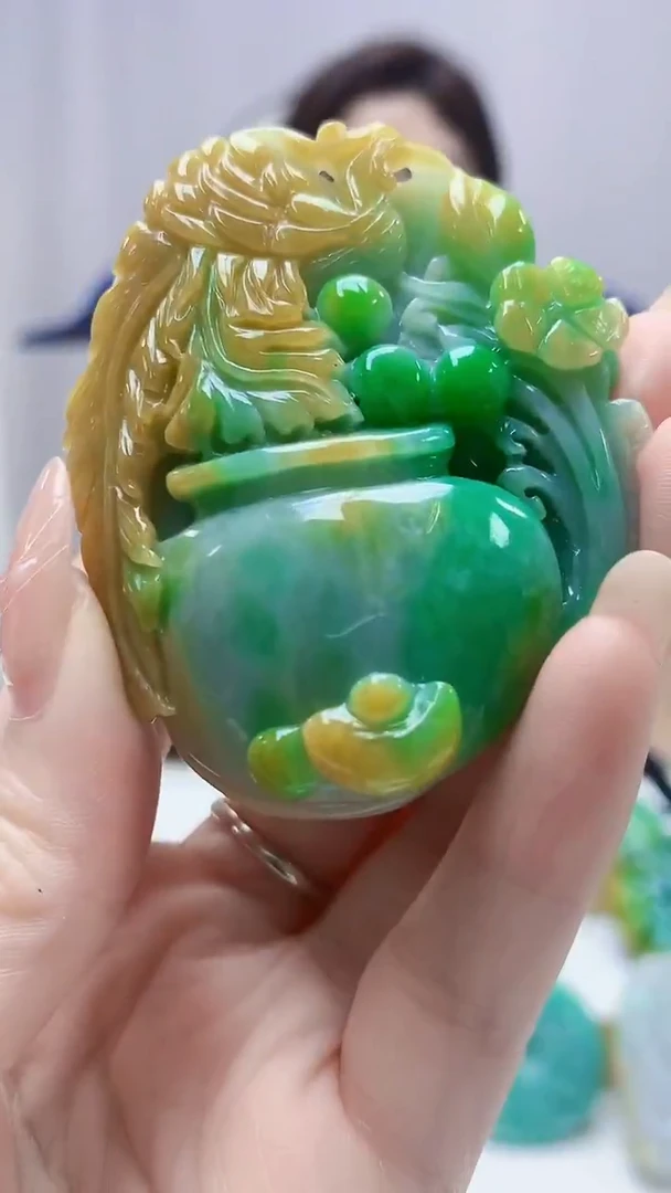 未镶嵌定制翡翠4829DD-毛货挂件152