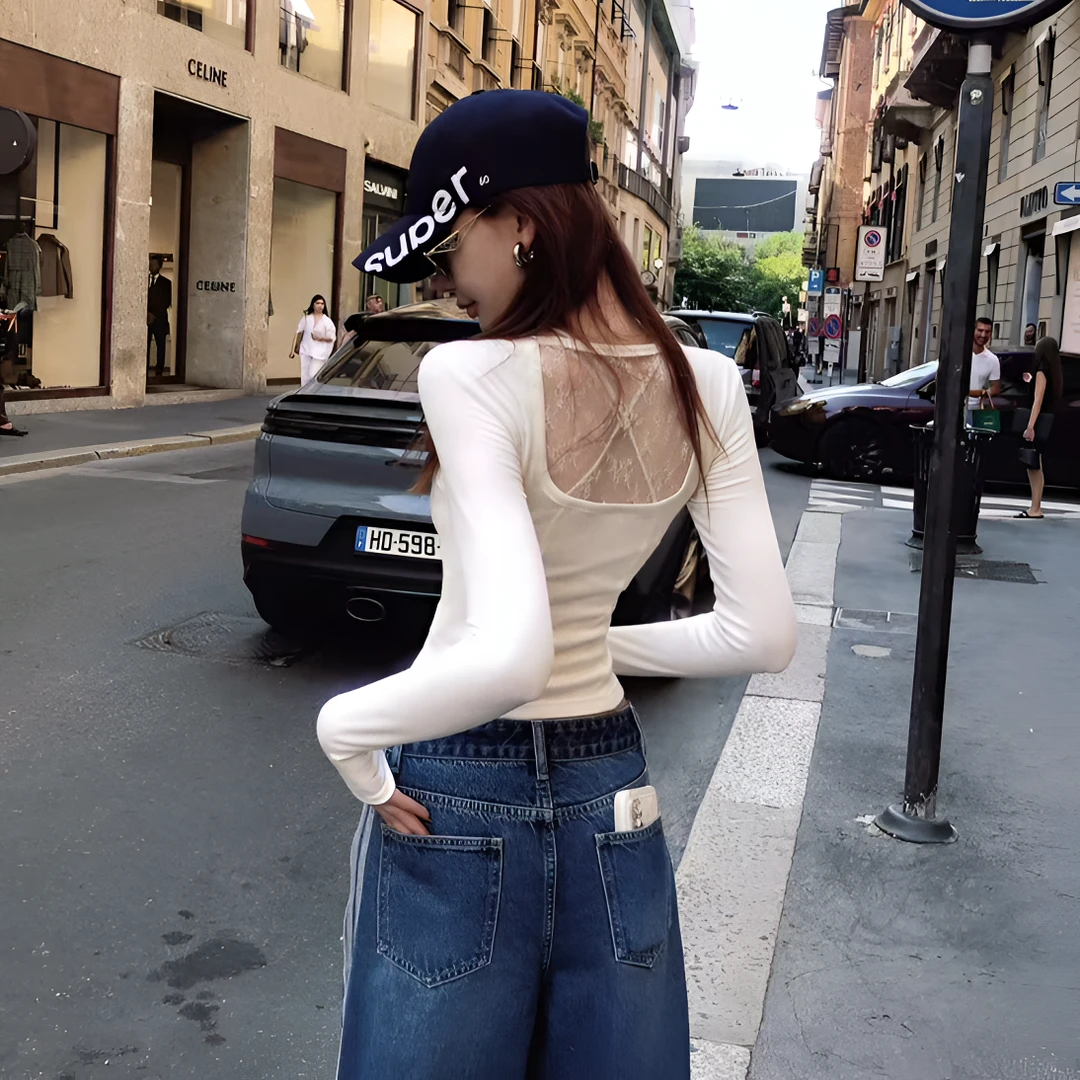 李婉君后背蕾丝拼接方领收腰T恤秋季长袖短款打底衫LWJ25B2T1989