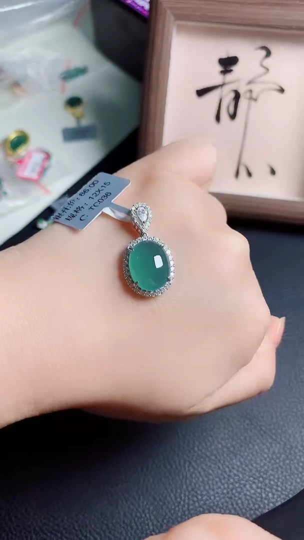 银S925镶嵌戒指翡翠  天然翡翠A货s925银镶