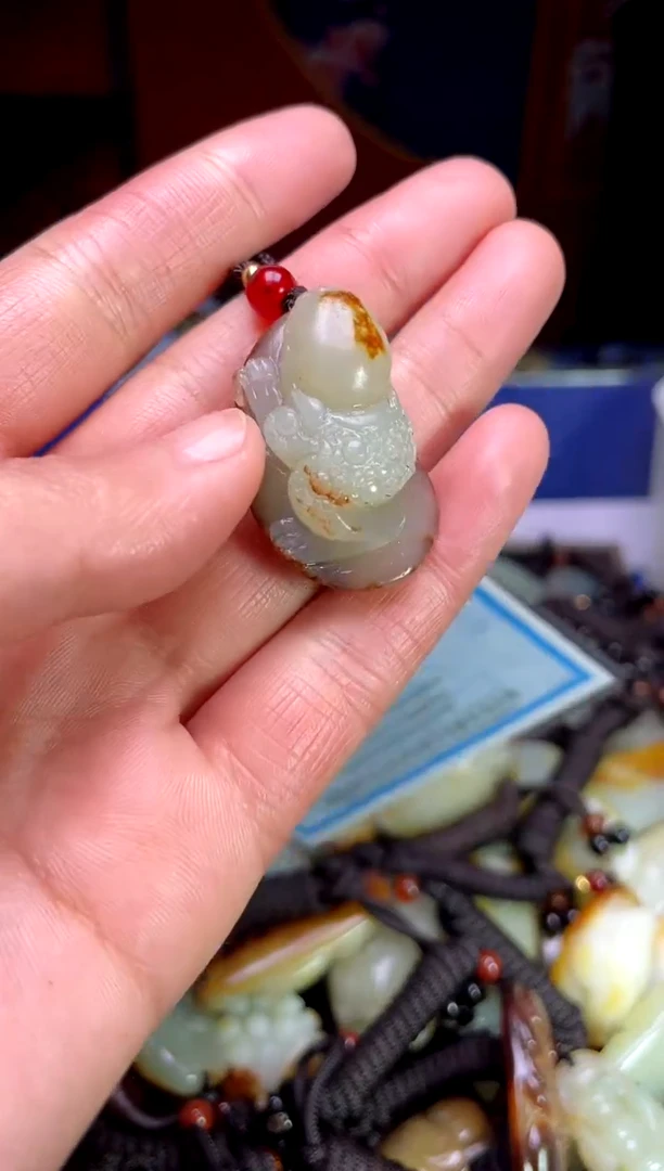 【闪购商品】和田玉颈饰未镶嵌1