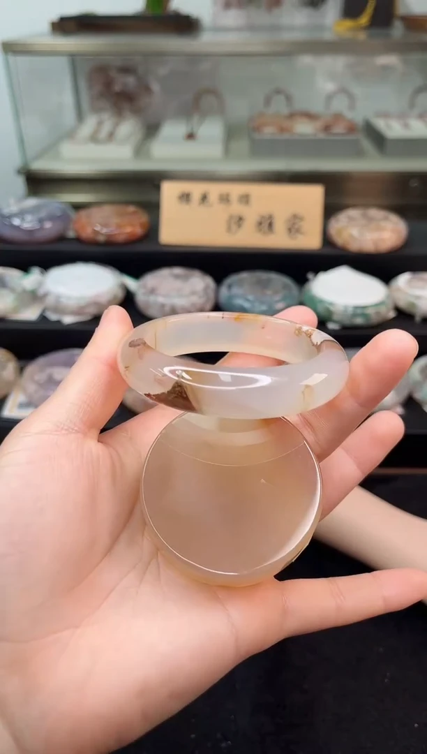 未镶嵌手镯石英质玉55圈口（赠品镯心）6648636