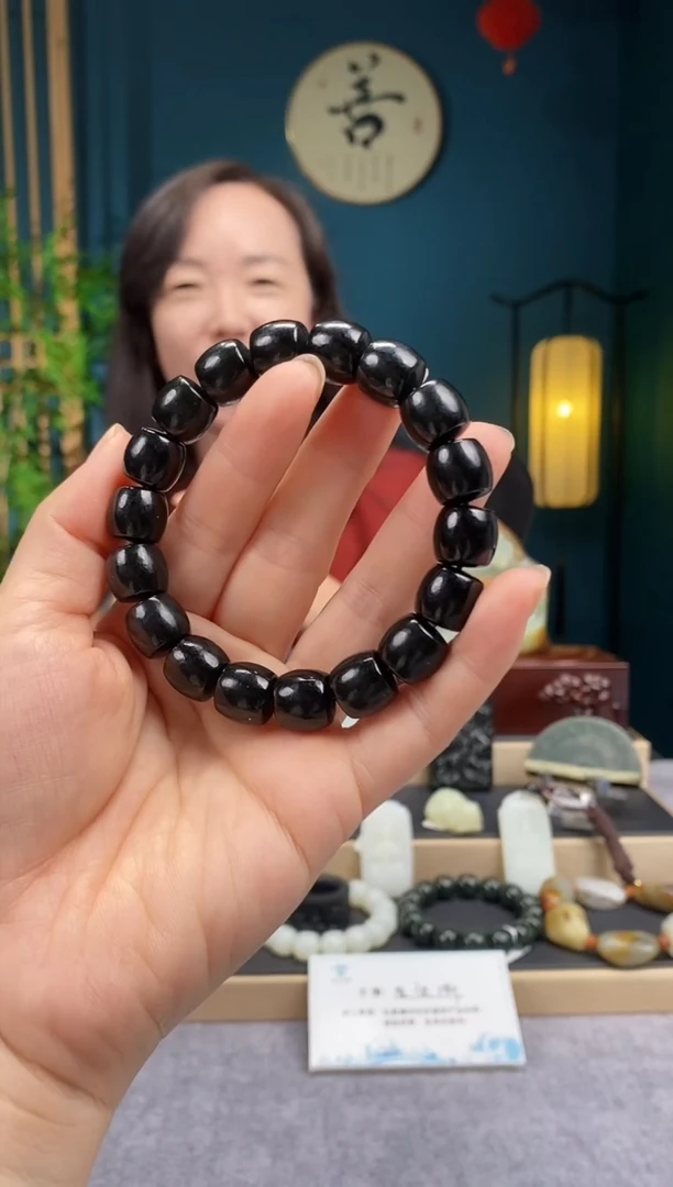 吊坠(不含链)未镶嵌和田玉手串