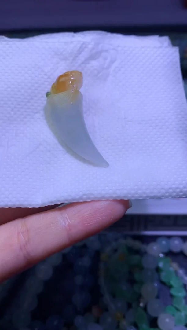 未镶嵌定制翡翠毛货