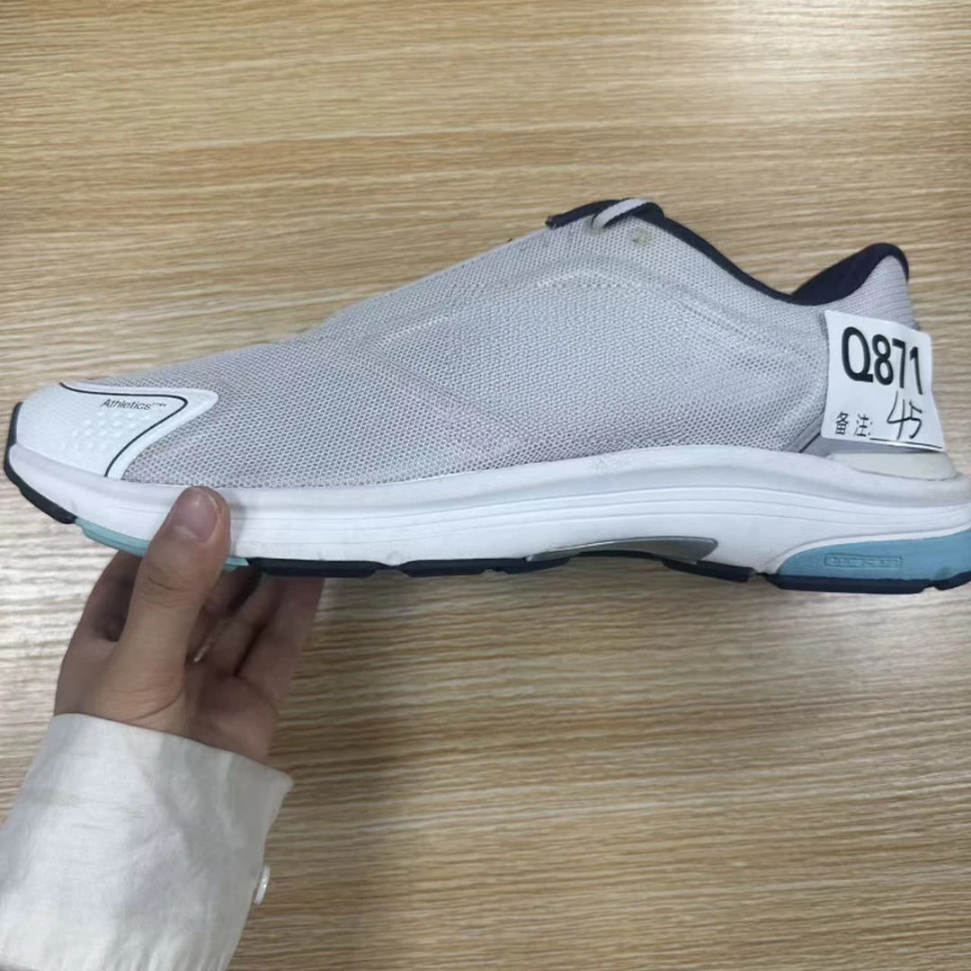 男女户外休闲鞋Q871