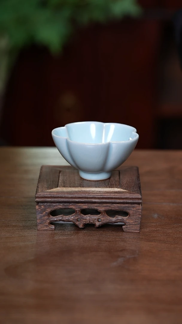 【闪购商品】L·宝丰宋官窑汝瓷梅花单杯