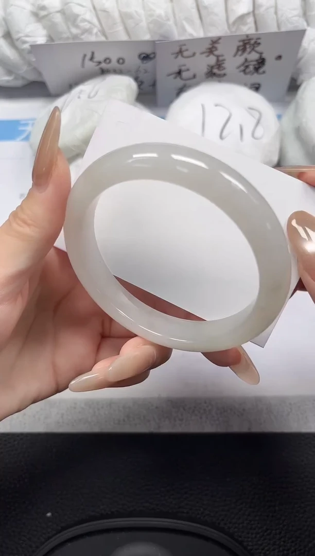 未镶嵌手镯石英岩玉29-60/61