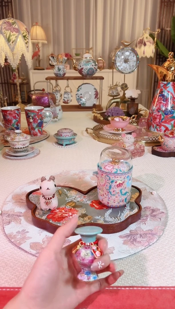 【闪购商品】瓷花开盛世 瑞象旅行套装