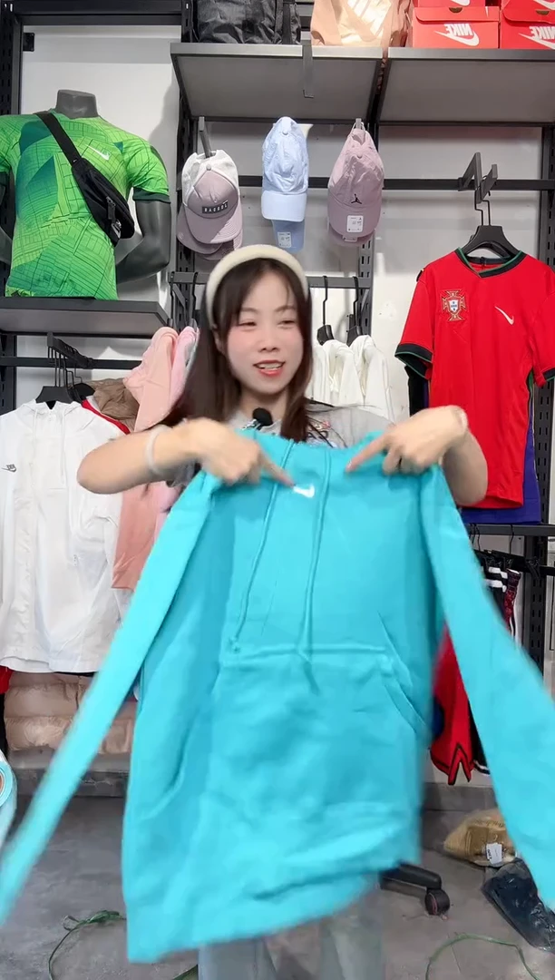 1470   编码 瑕疵款直播间过款为准 尺码 M