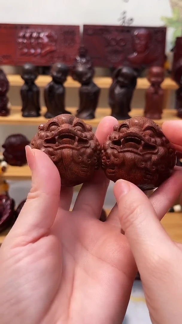 黄金檀5cm直径貔貅手球