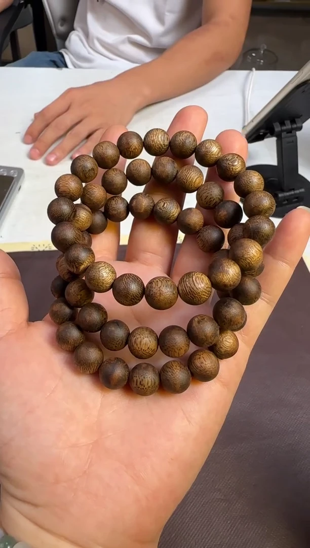 沉香手串99沉海南熟结留疤正圆珠单圈10mm7g+多样性