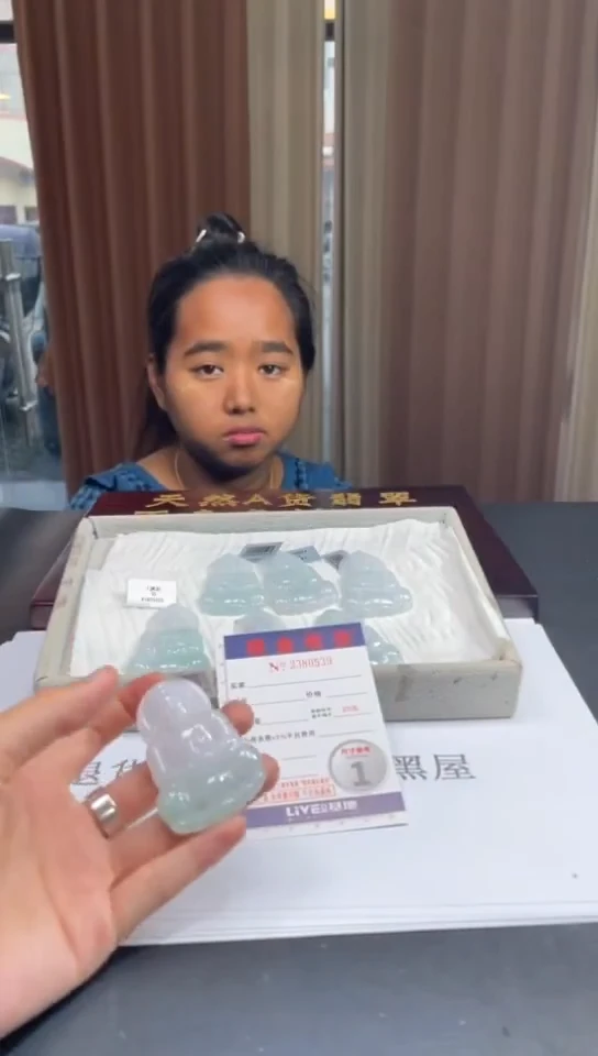未镶嵌定制翡翠未抛光毛货多样性发其一拍一发一0539