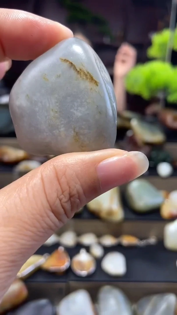 和田玉未镶嵌挂件和田玉吊坠挂件精美