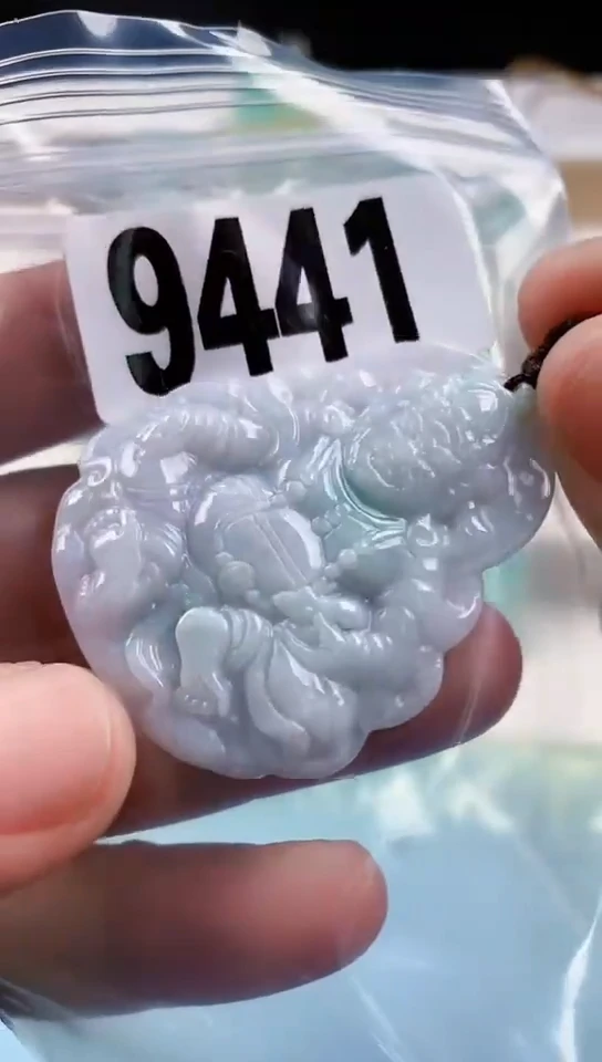 【闪购商品】翡翠挂件未镶嵌天然翡翠吊坠挂件