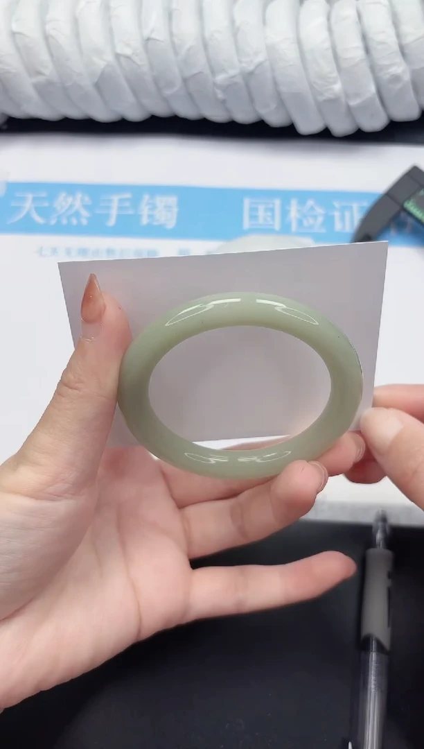 未镶嵌手镯石英质玉88-54.4DY