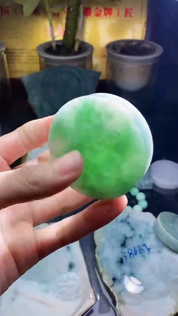 未镶嵌挂件翡翠小雨164