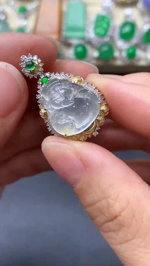 颈饰18K金镶嵌翡翠442-中国好珍宝