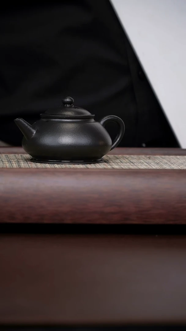 原矿手工紫泥捂灰笠帽水平140CC