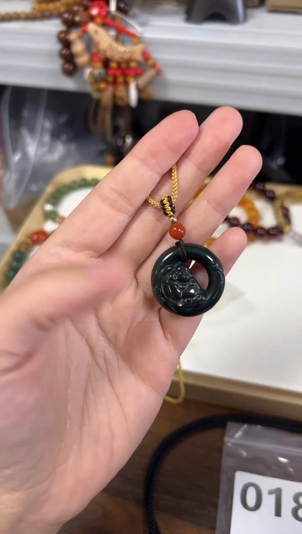 未镶嵌手链和田玉孤品和田玉财姥爷吊坠[0270]