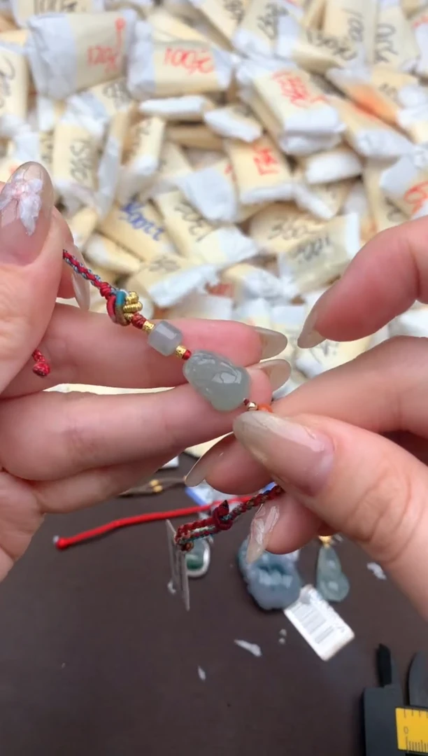 【闪购商品】翡翠挂件未镶嵌—