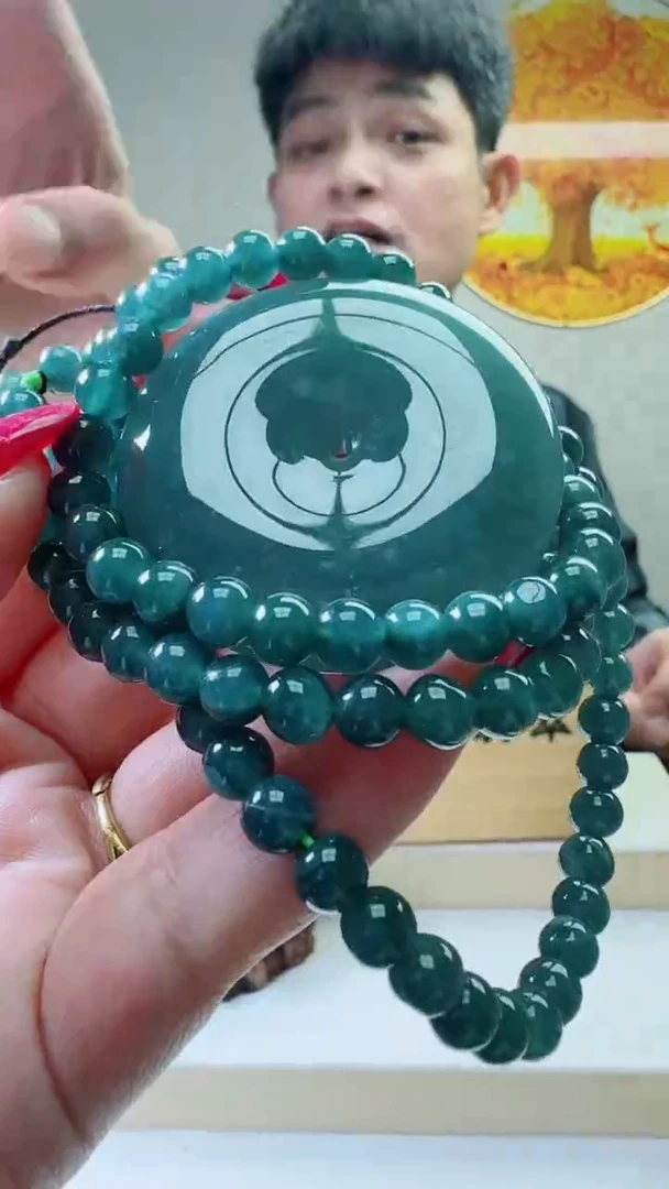 颈饰未镶嵌翡翠天然A货翡翠  多样性随机发其一