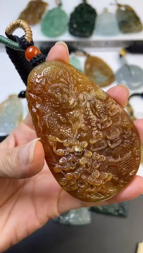 未镶嵌挂件翡翠379267     多人