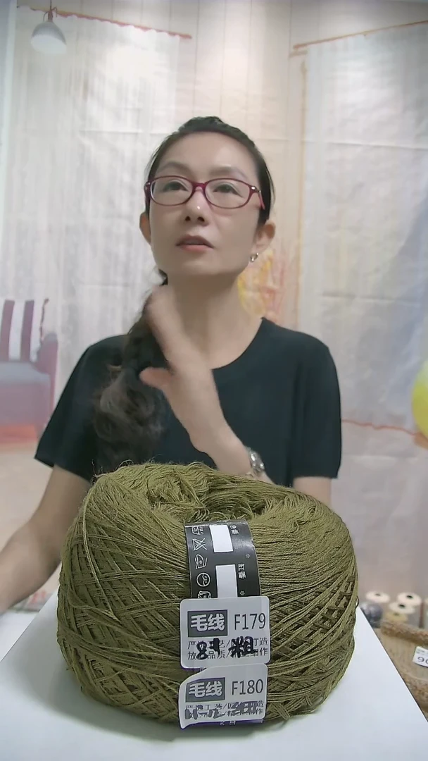 混纺 【F180橄榄绿】美丽诺纯羊毛1团(0.5斤)(适用11-12号针)