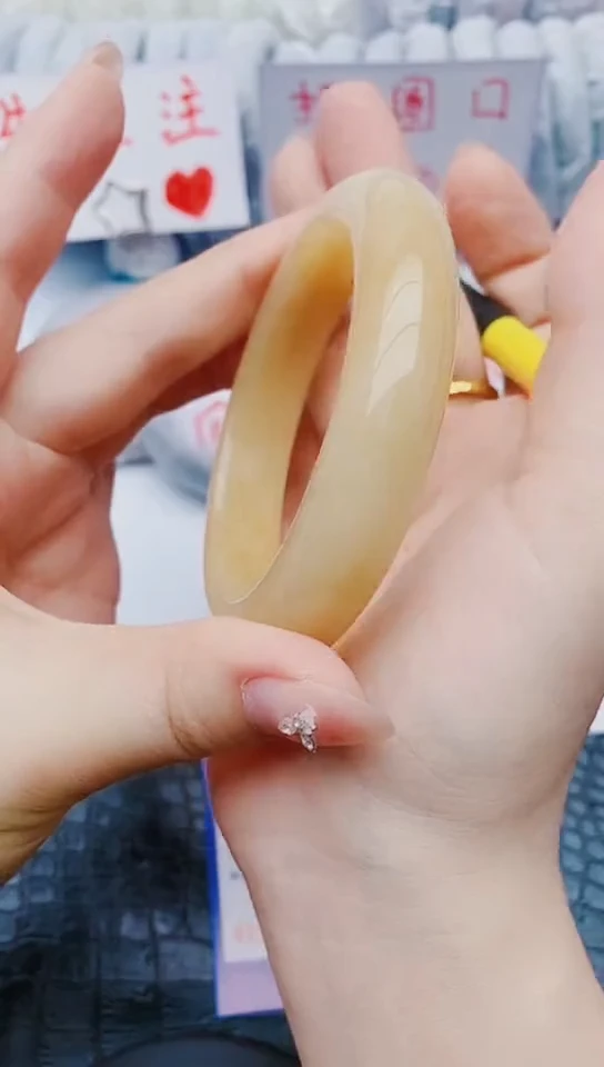 未镶嵌手镯石英质玉z218+61-62