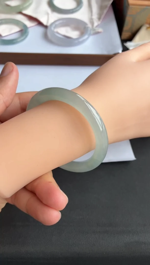 未镶嵌手镯翡翠61号53.4*8.8*9圆条