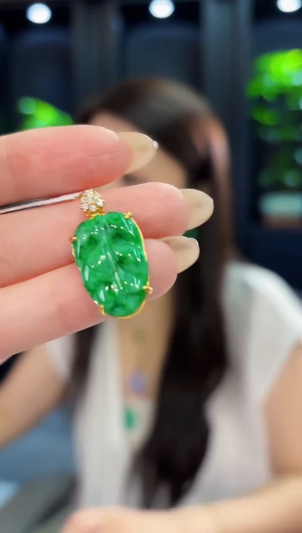 翡翠未镶嵌颈饰 缅料A货/支持复检/一件