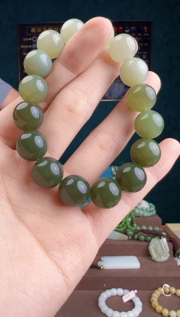 和田玉未镶嵌颈饰多样性发货 拍一单发一个