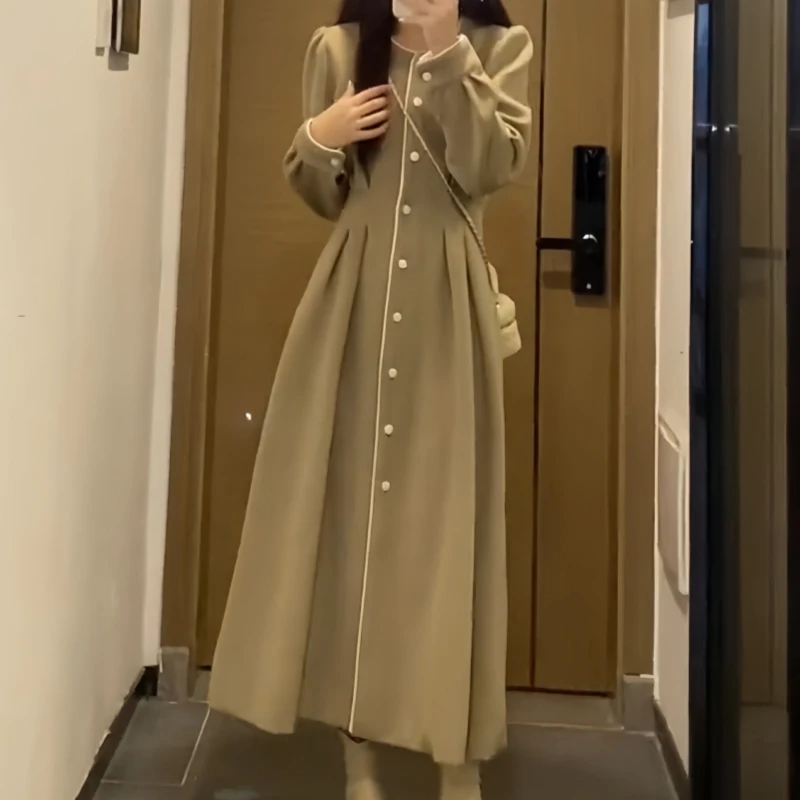 法式高级小香风长袖连衣裙女初秋新款气质收腰显瘦茶歇风长裙子女