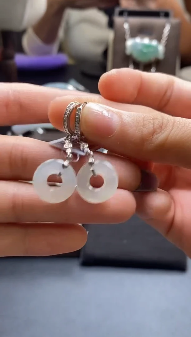 颈饰银S925镶嵌翡翠16585