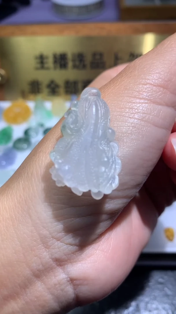 未镶嵌定制翡翠毛货