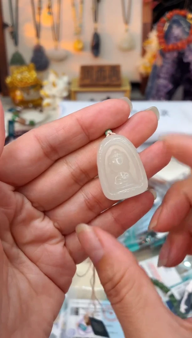 未镶嵌和田玉吊坠@@I921D011944