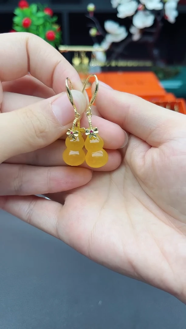 玛瑙/玉髓耳饰未镶嵌333000