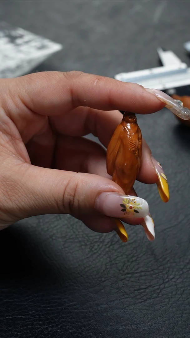 橄榄核手串鱼子精品核雕