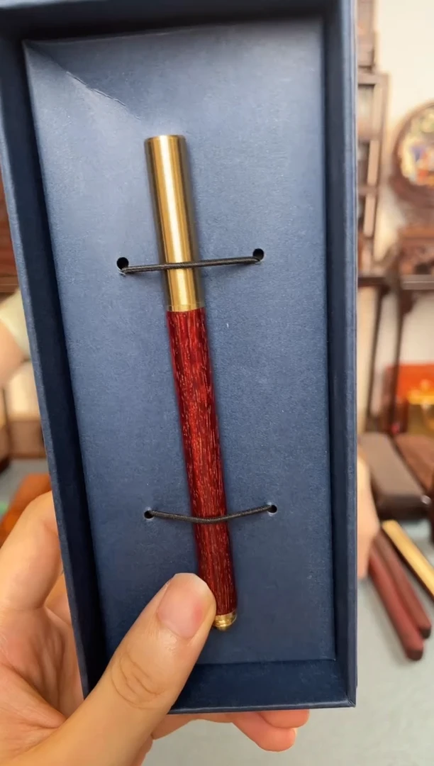 紫檀木类成套家具笔