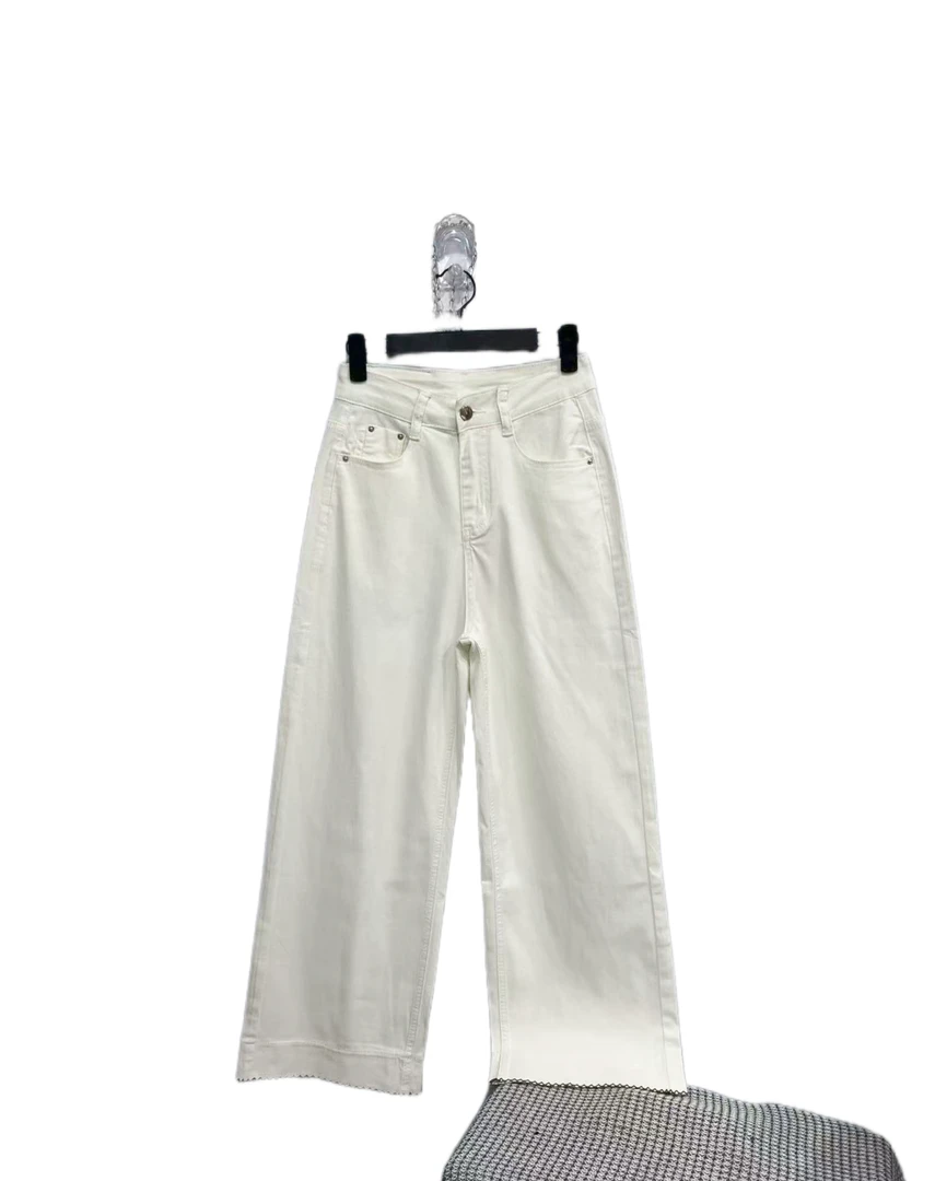 1335  纯色  裤脚设计  口袋装饰  百搭  街头  牛仔裤