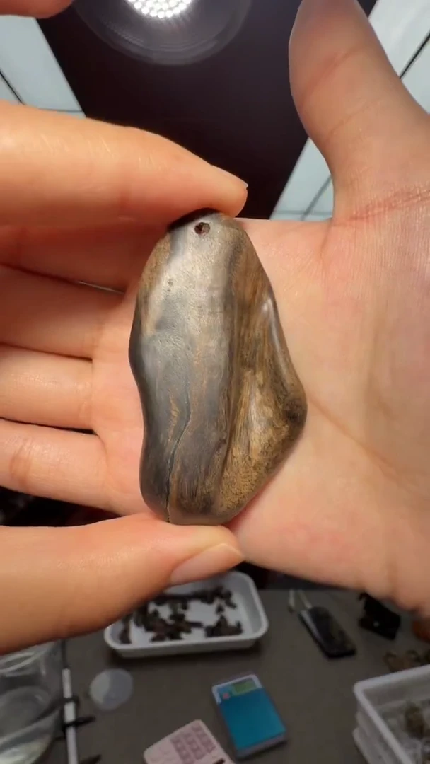 沉香吊坠多样性发一