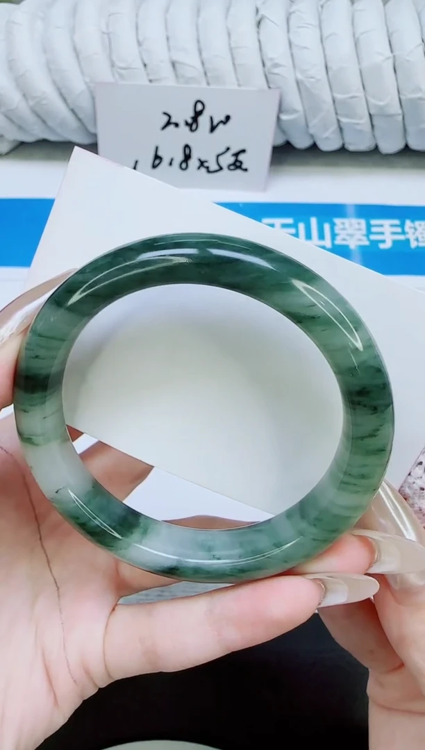 未镶嵌手镯石英质玉223/56
