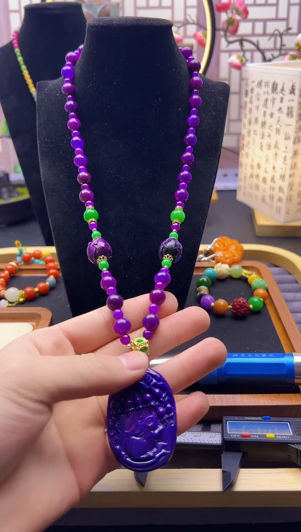 【闪购商品】苏纪石（舒俱来）颈饰14K金镶嵌X320````