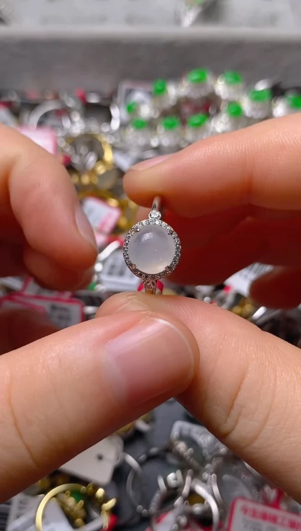 银S925镶嵌戒指翡翠百内无证书