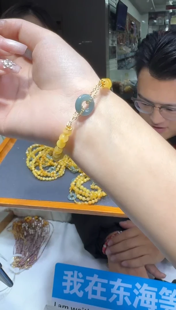 【闪购商品】琥珀手链未镶嵌多样性发一件 059