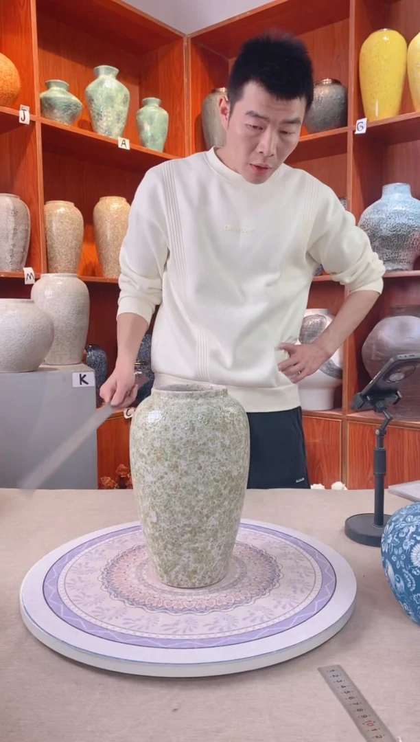 【闪购商品】瓶春意盎然 中号 陶瓷花瓶 无花