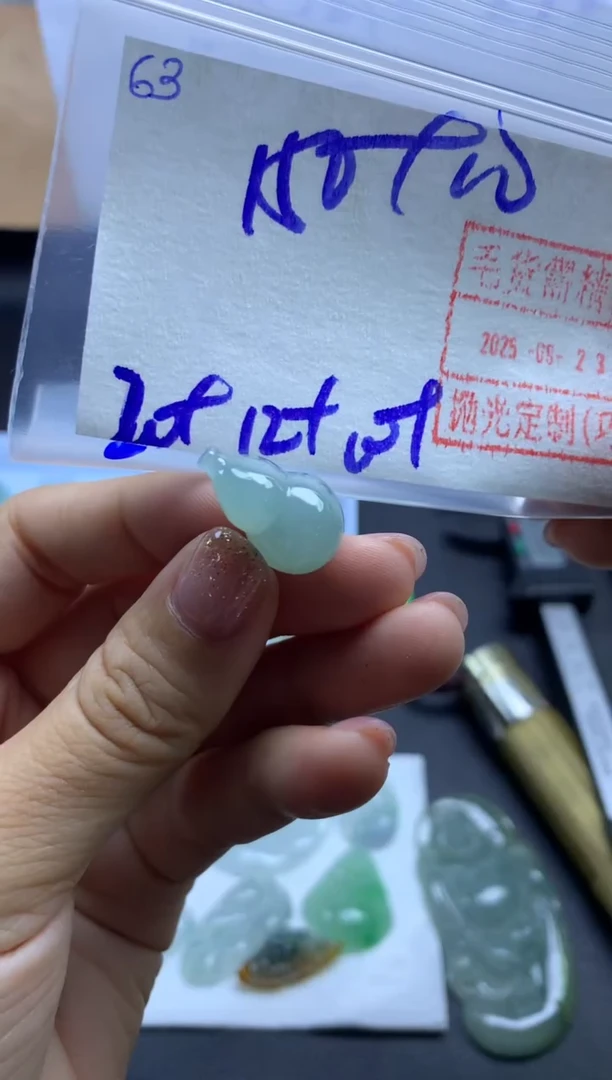 未镶嵌定制翡翠63小葫芦*160元毛货需精抛光