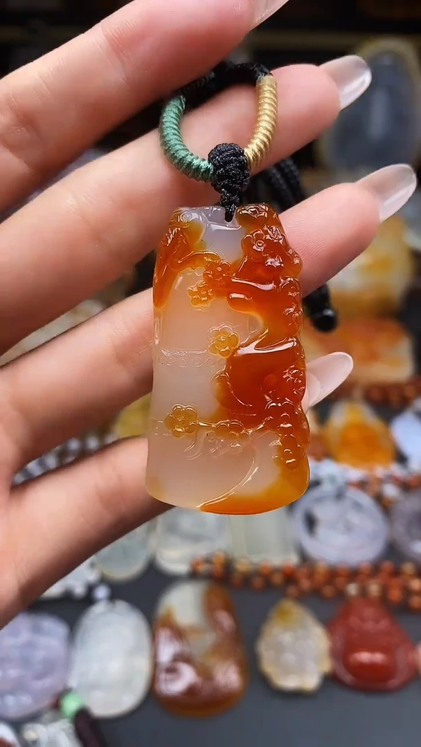 玛瑙/玉髓颈饰未镶嵌乌**亚dd