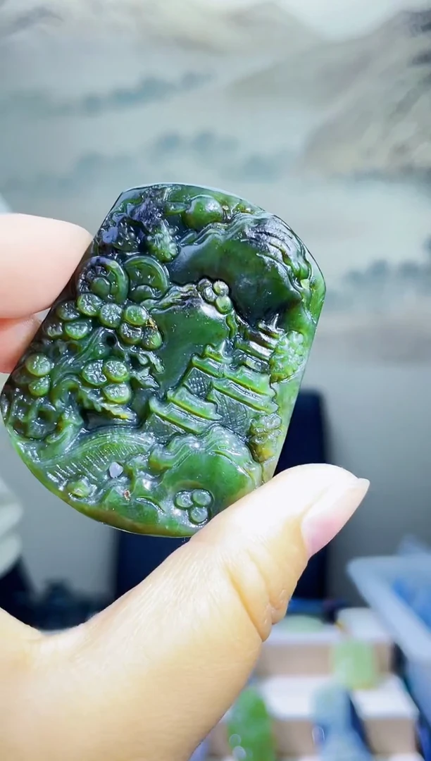 颈饰未镶嵌和田玉1